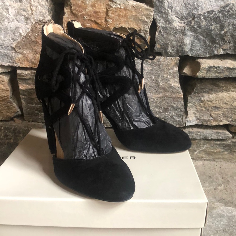 Marc Fisher Shellie black heels.